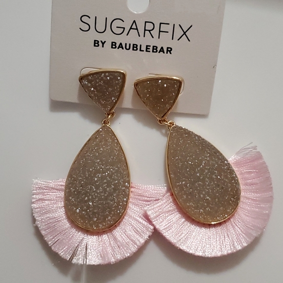 SUGARFIX  BaubleBar gray druzy teardrop pierced earrings with pink fringe - Picture 2 of 6